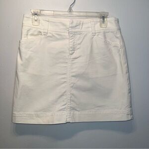 Lilly Pulitzer White Denim Jean Mini Skirt Size 2 Palm Beach Fit 16 in Length
